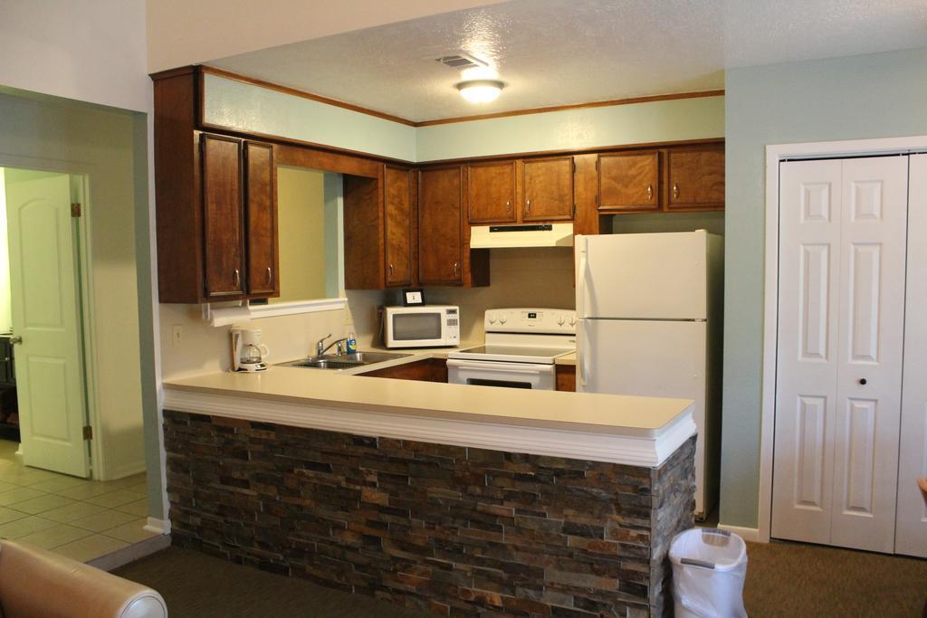 Crown Colony Villas Лафкин Экстерьер фото